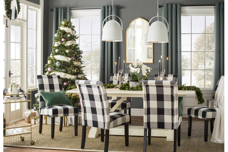 How to Put Ribbon on a Christmas Tree 8 Christmas Tree Ribbon Ideas